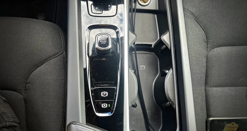 Volvo V60 Cross Country cena 174900 przebieg: 34891, rok produkcji 2022 z Skoczów małe 352